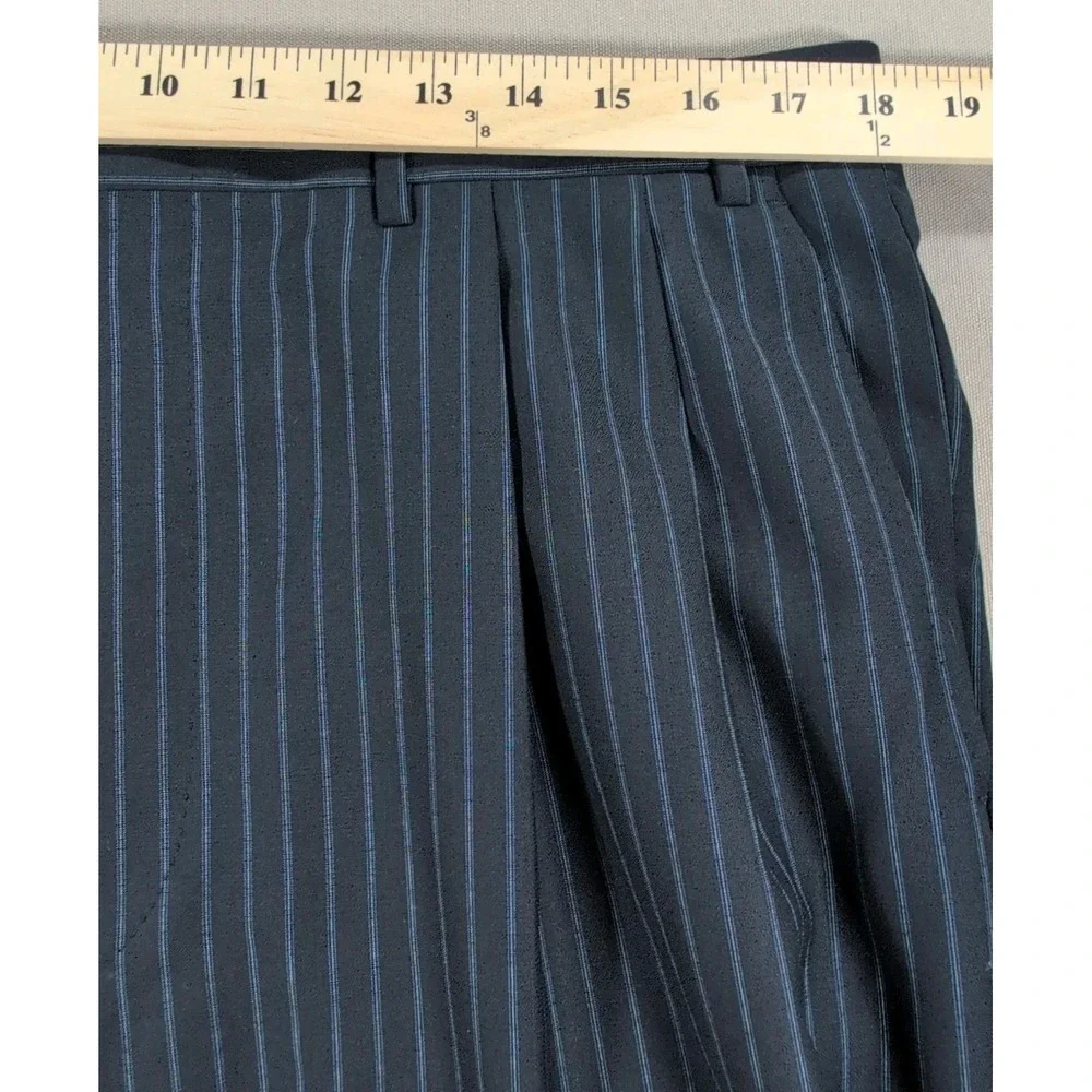 Canali Suit Mens 44R Navy Pinstripe Super 120s Wool Italy Saks Fifth Ave